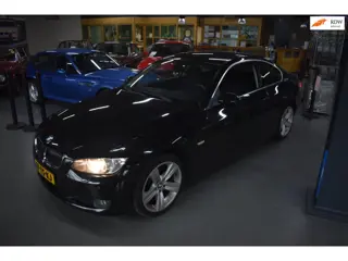 BMW 3-serie Coupé 325xi High Executive