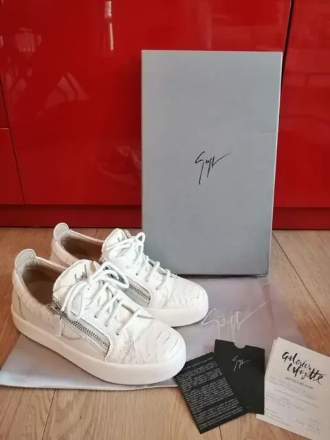 Giuseppe Zanotti - Sneakers - Maat: Schoenen / EU 38