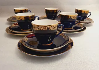 Lomonosov-porselein. "Cobalt Blue" Golden FRIEZE" met 22K