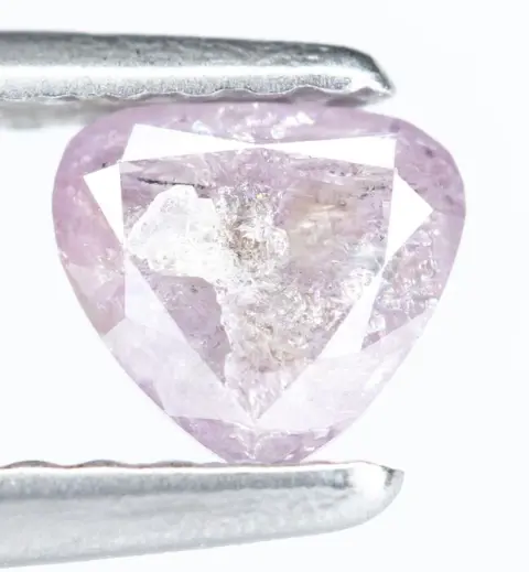 Diamant - 0.40 ct - Natural Fancy Pink-Purple - I3 *NO