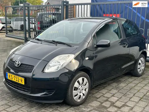 Toyota Yaris 1.3 VVTi Terra / AIRCO / ELEKTRISCHE RAMEN