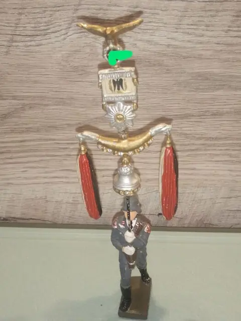 Lineol - Figuur/beeld Luftwaffe Soldat mit Standarde -