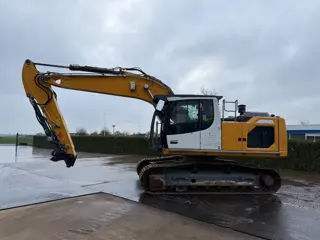Liebherr R922 LC (bj 2020)