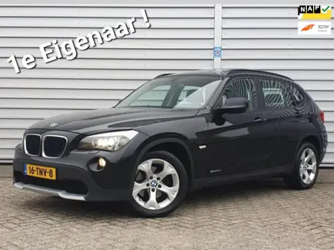 BMW X1 SDrive20i Clima/Navi/ Dealer OH! / 1e Eigenaar!