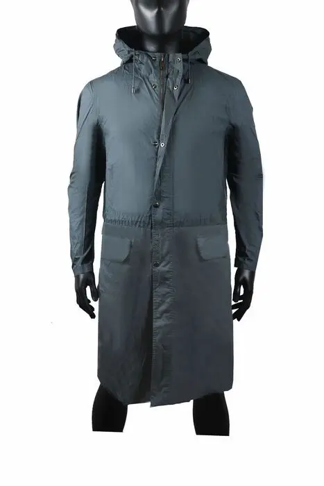Louis Vuitton - Traveller S Trenchcoat