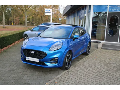 Ford Puma 1.0 EcoBoost Hybrid ST-Line X 155 PK Automaat TREKHAAK AFNEEMBAAR | PANORAMADAK | WINTER- 