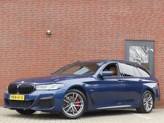 BMW 5 Serie Touring 530e xDrive M-Sport / Panoramadak