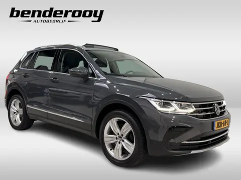 Volkswagen Tiguan 1.4 TSI eHybrid 245pk Elegance | Pano dak |Trekhaak
