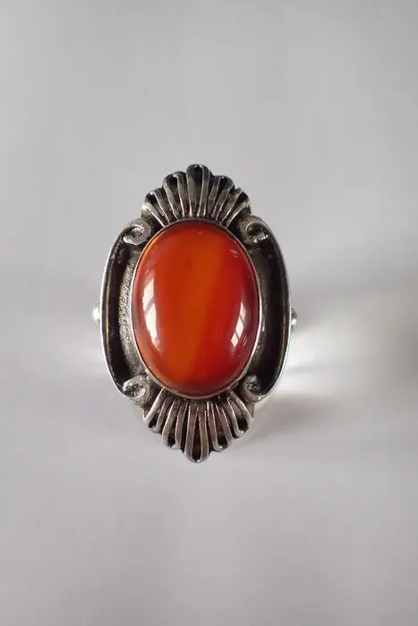 Ring met lussen en Agaat - Bauhaus Era - Ring (1)