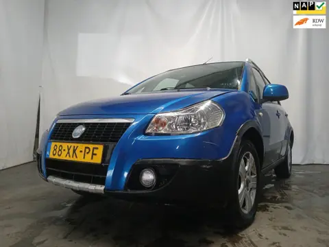 Fiat Sedici 1.6-16V Experience - Linker Frontschade