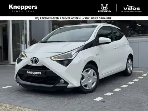 Toyota Aygo 1.0 VVT-i x-play Automaat | GEEN AFLEVERKOSTEN |  Airco, Apple/Android