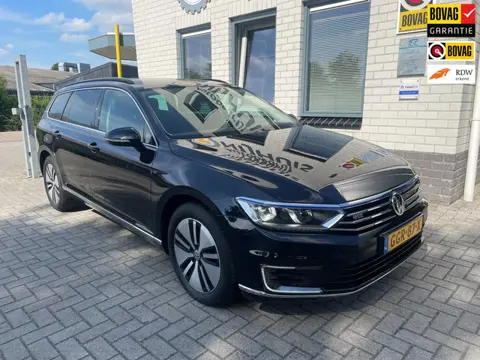 Volkswagen Passat Variant 1.4 TSI GTE / Automaat / Carplay / Navigatie / Telefoon / PDC V+A / Add. C