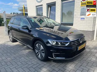 Volkswagen Passat Variant 1.4 TSI GTE / Automaat / Carplay / Navigatie / Telefoon / PDC V+A / Add. C