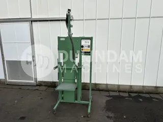 Van den Berg CVE emmervulmachine