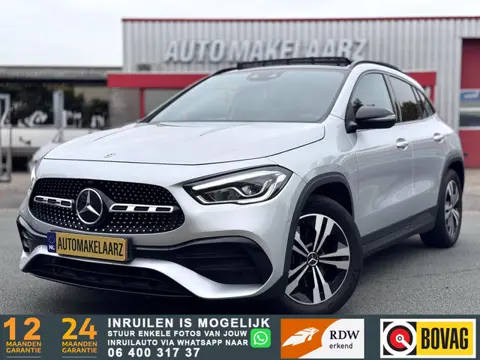 Mercedes-Benz GLA-klasse 220 d AMG PANO SFEER | ZO GOED ALS NIEUW !