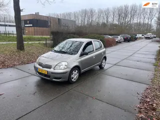 Toyota Yaris 1.3 VVT-i Idols Airco.Airco.5Deurs