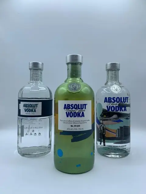 Absolut Vodka - Unique, Mode &amp; Blank Edition Mario
