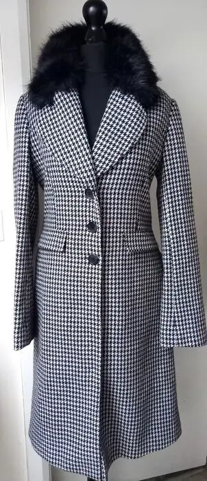 Louis Féraud Trenchcoat