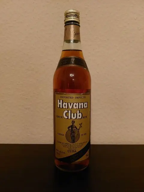 Havana Club - Extra Aged Dry 7 Anos - b. Jaren 1970 - 750ml