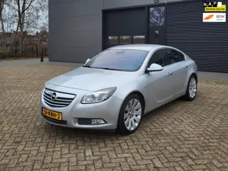 Opel Insignia 2.0 T Executive,veel opties,APK 01/27,182 NAP!