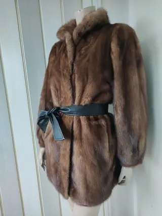 Artisan Furrier - Nerts Bontjas, Jas - Gemaakt in: Nederland