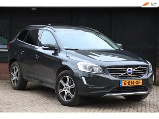 Volvo XC60 2.0 D4 FWD Momentum Xenon/Stoelverwarming/Navigatie/Parkeersensor