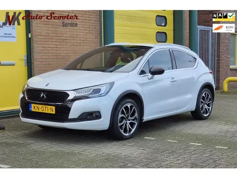 DS 4 1.2 PureTech Chic Airco! Cruise Control! Trekhaak! NAP!