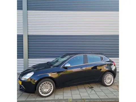 Alfa Romeo Giulietta 1.4 T Progression clima stoelverwarming