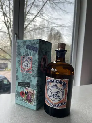 Monkey 47 - Traveller's Compendium - b. 2022 - 500ml