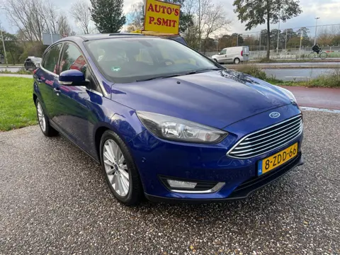 Ford Focus 1.0 First Edition NAVI CRUISE CONTR AIRCO 6BAK