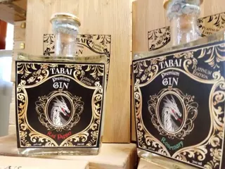 Tabai - Premium Gin Red Pepper- Platinum Edition - b. 2021