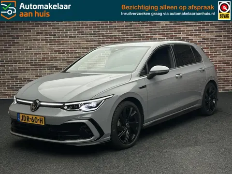 Volkswagen Golf 1.5 eTSI R-Line Dodehoek herkenning | Camera | Virtual display | Keyless entry