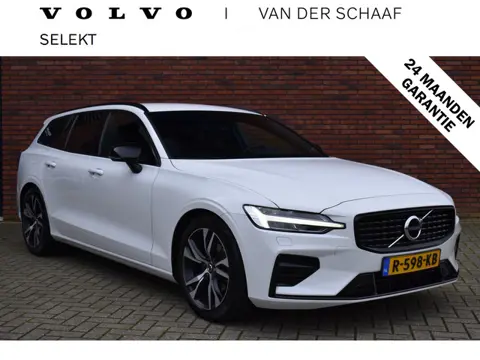 Volvo V60 B4 211PK Plus Dark | Trekhaak | Sportstoelen |