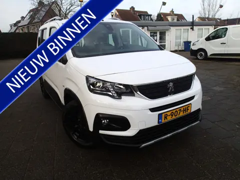 Peugeot Rifter 1.2 Puretech Allure ZEER NETTE AUTO !!! ZEER NETTE  AUTO!!!