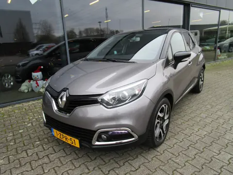 Renault Captur 0.9 TCe Dynamique (bj 2015)