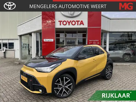 Toyota Aygo X Hybrid 115 GR Sport | Rijklaar | Apple Carplay - Android | Leer/Alcantara bekleding