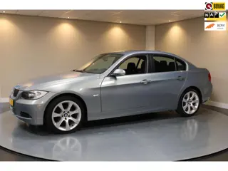 BMW 3-serie 318i Business *Automaat* Distr.ketting Nieuw|Cruise|Navi|PDC