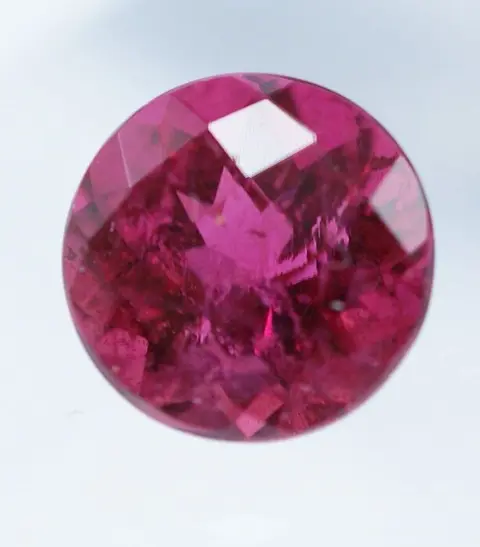 Intens rood Toermalijn - 2.14 ct