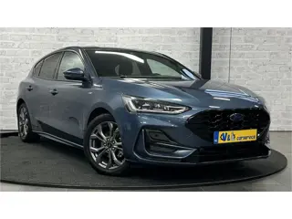 Ford Focus 1.0 EcoBoost Hybrid ST Line X / Stoel&stuurverwr. / ACC / Carplay