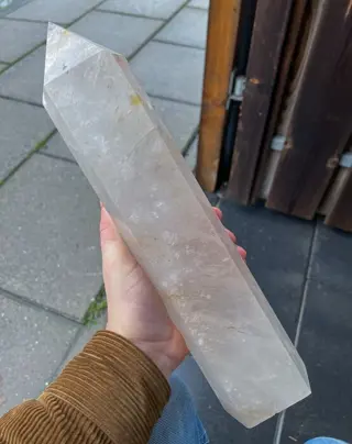 Good Quality large rock crystal obelix hematoid -