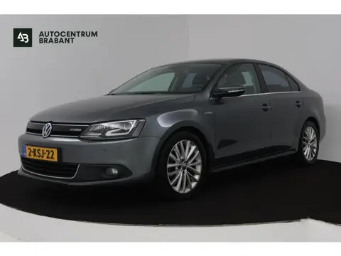 Volkswagen Jetta 1.4 TSI Hybrid Highline (ACHTERUITRIJCAMERA, AUTOMAAT, PARKEERSENSOREN, CRUISE CONT