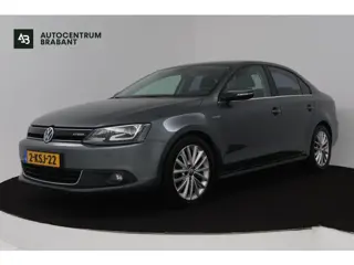 Volkswagen Jetta 1.4 TSI Hybrid Highline (ACHTERUITRIJCAMERA, AUTOMAAT, PARKEERSENSOREN, CRUISE CONT