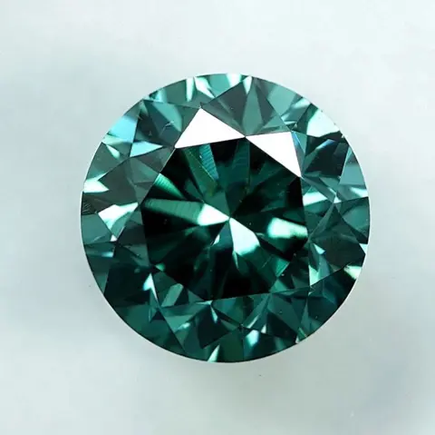 Diamant - 0.55 ct - Briljant - Kleurbehandeld, Fancy