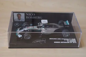 Minichamps - 1:43 - Mercedes AMG Petronas W07 Hybrid N. Rosberg