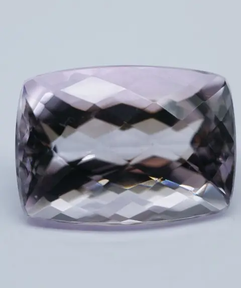 Lichtroze violet Amethist, geen reserve - 20.73 ct