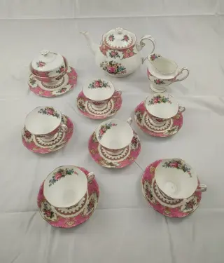 Royal Albert - Theeset (18) - Porselein, Goud (22kt) - Lady