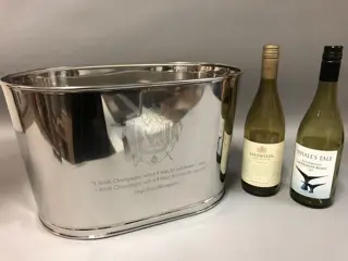 Champagnekoeler voor 8 flessen - met gegraveerde tekst van
