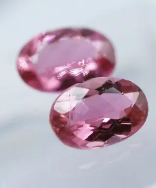2 pcs Roze Toermalijn, geen reserve - 2.32 ct