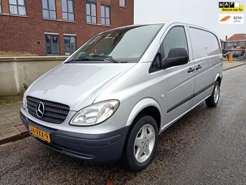 Mercedes-Benz Vito 109 CDI 320 Lang DC Rolstoelbus Amigo luxe /Airco/PDC