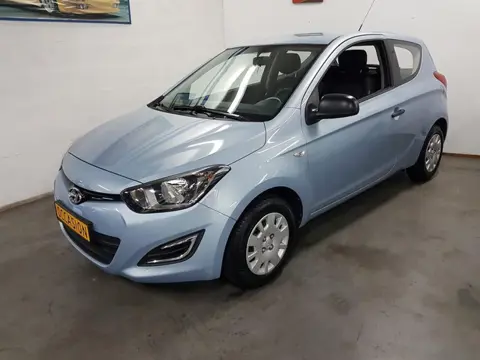 Hyundai i20 1200i 16V 3 DEURS 2x Hyundai 2013-2014
